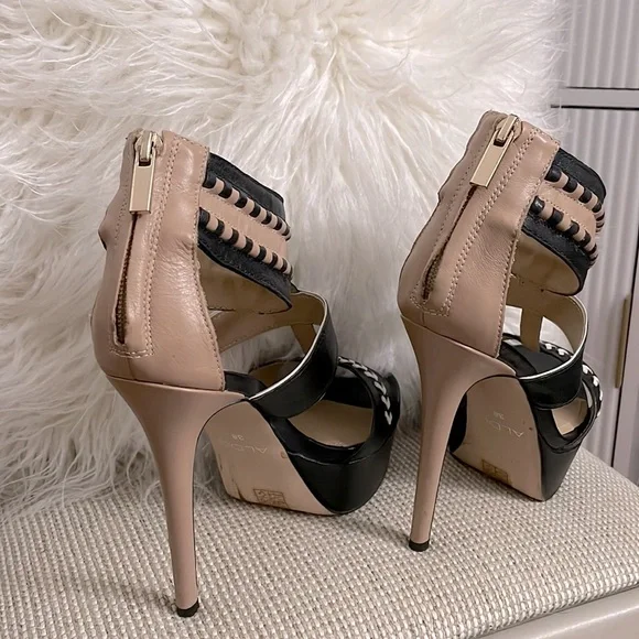 ALDO, Tribal print heels, size 38 - Picture 2 of 4